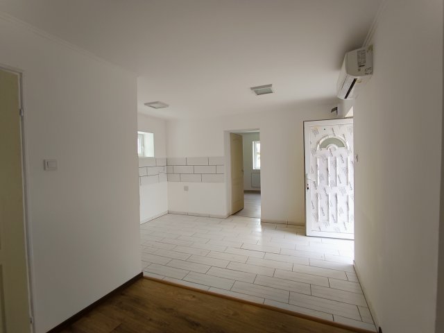 Eladó családi ház, Tápióbicskén 21.9 M Ft, 2 szobás