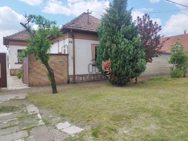 Eladó családi ház, Nagykőrösön 30.9 M Ft, 3 szobás