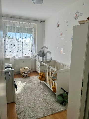 Eladó panellakás, Budaörsön 89.9 M Ft, 4 szobás