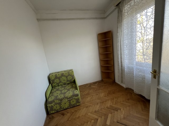 Eladó téglalakás, Veszprémben 37.9 M Ft, 3 szobás