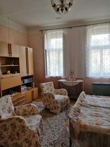 Eladó családi ház, Dunaszekcsőn 10.5 M Ft, 3 szobás