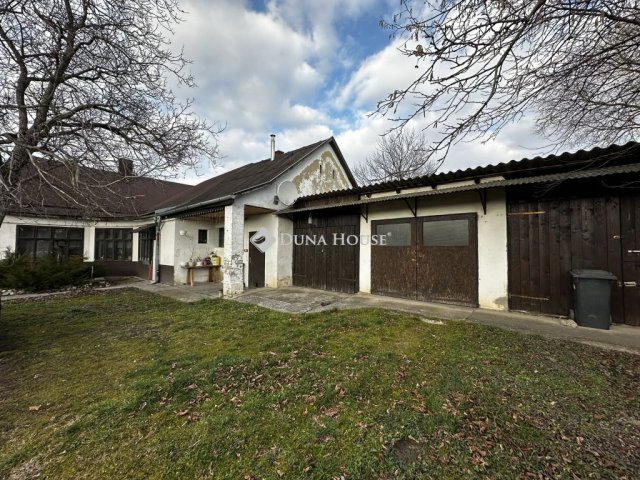 Eladó családi ház, Tamásiban 44.5 M Ft, 4 szobás