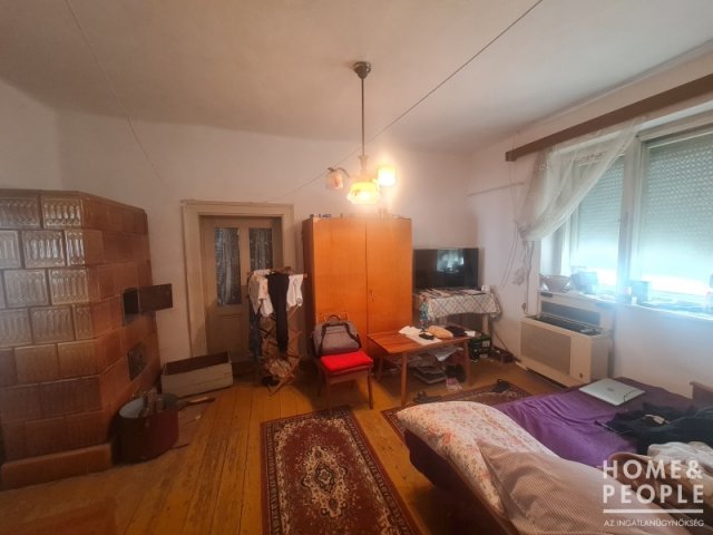 Eladó családi ház, Hódmezővásárhelyen 41 M Ft, 3 szobás