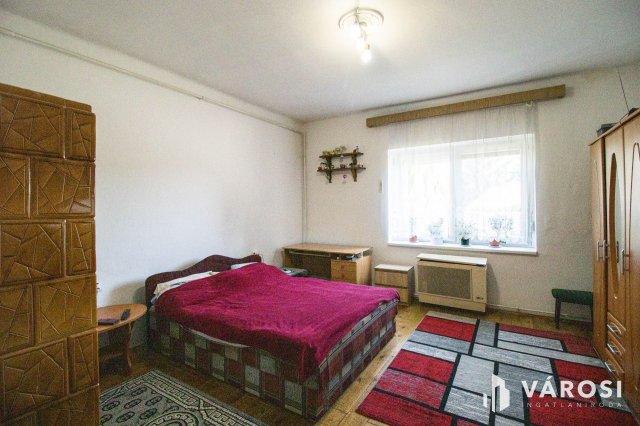 Eladó családi ház, Győrújbaráton 62 M Ft, 2 szobás