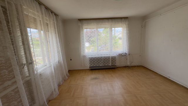 Eladó családi ház, Budapesten, IV. kerületben 85 M Ft, 3 szobás