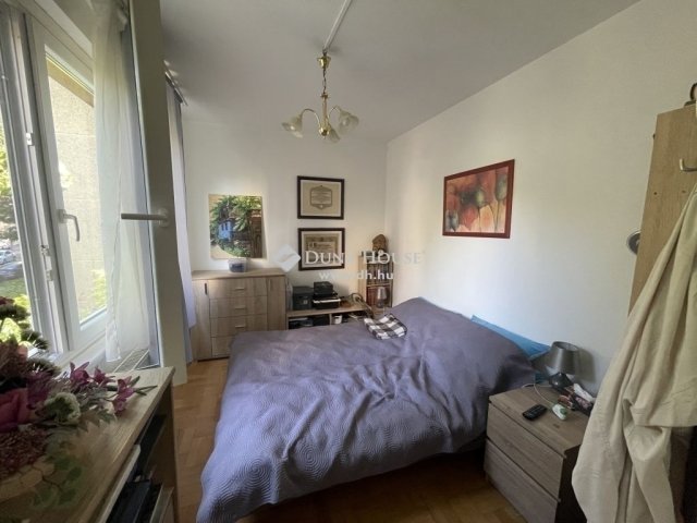 Eladó panellakás, Budapesten, XV. kerületben 64.9 M Ft, 3 szobás