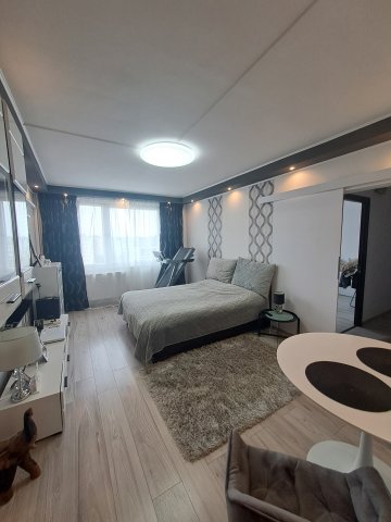 Eladó panellakás, Debrecenben 61.9 M Ft, 3 szobás