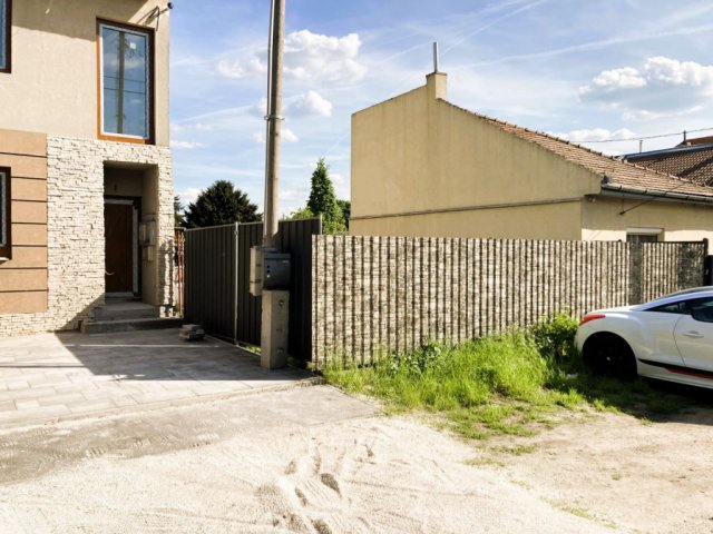 Eladó telek, Budapesten, XV. kerületben 60 M Ft