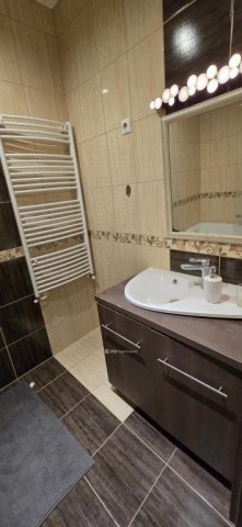 Kiadó téglalakás, albérlet, Debrecenben 325 E Ft / hó