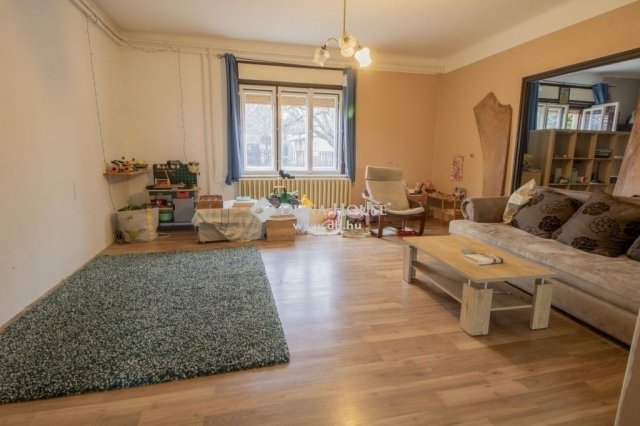 Eladó családi ház, Ecseren 94.9 M Ft, 3 szobás