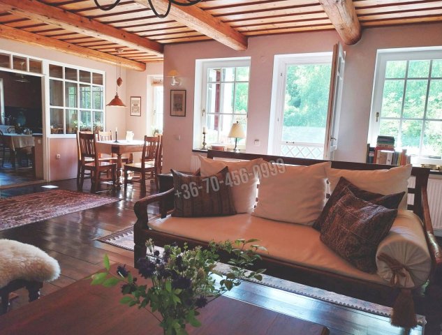 Eladó családi ház, Budaörsön 329.9 M Ft, 5 szobás