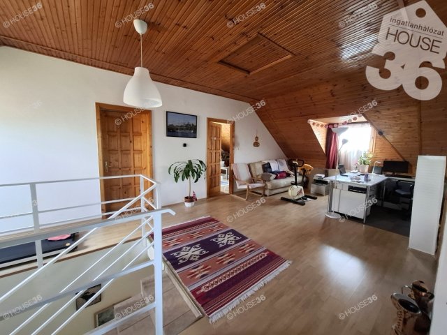 Eladó családi ház, Tárnokon 140 M Ft, 5 szobás