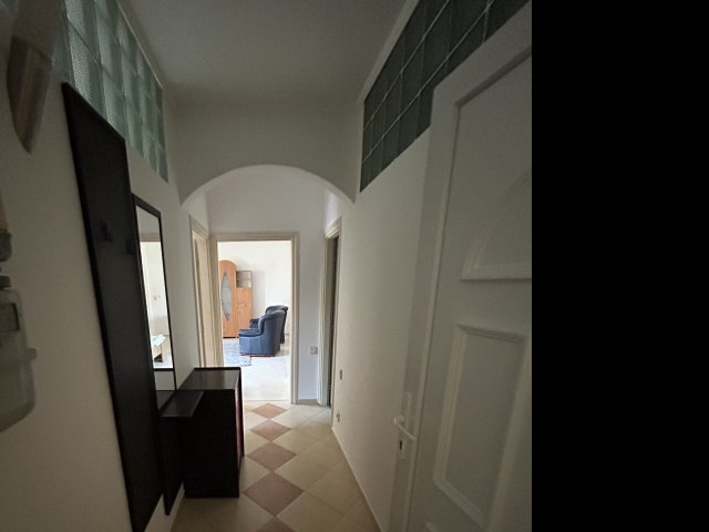 Kiadó téglalakás, albérlet, Szegeden, Liliom utcában, 1 szobás