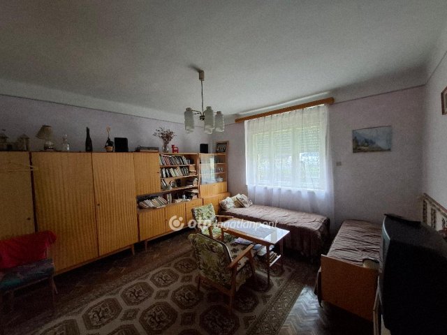 Eladó családi ház, Kisnánán 21 M Ft, 2 szobás