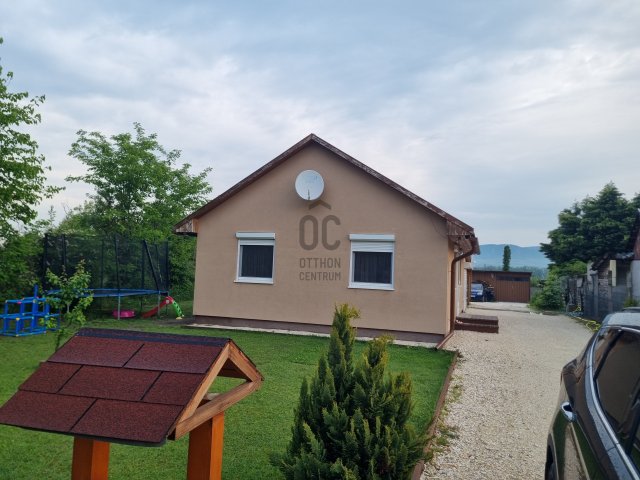 Eladó családi ház, Dorogon 40.5 M Ft, 3 szobás