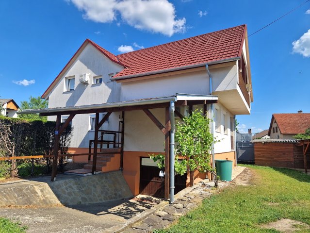 Eladó családi ház, Gyenesdiáson 99 M Ft, 5 szobás