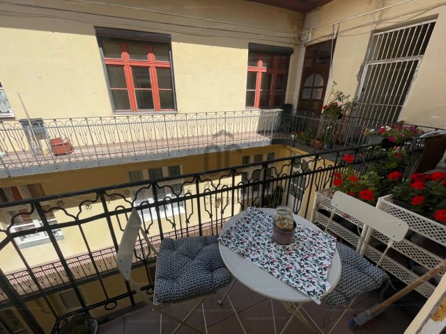 Eladó téglalakás, Budapesten, I. kerületben 60 M Ft, 2 szobás