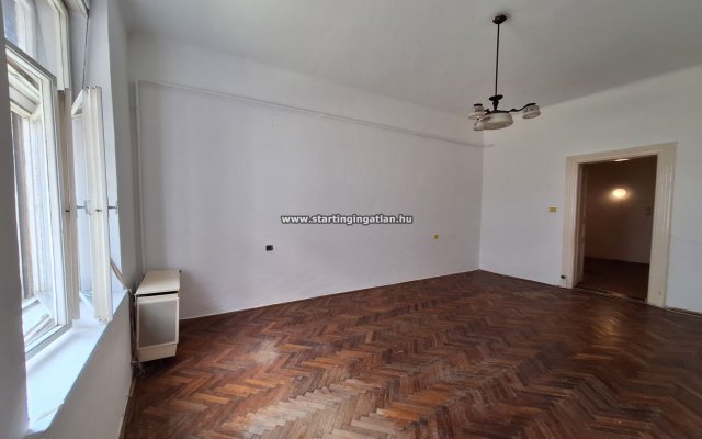 Eladó téglalakás, Budapesten, VIII. kerületben 52 M Ft, 1 szobás