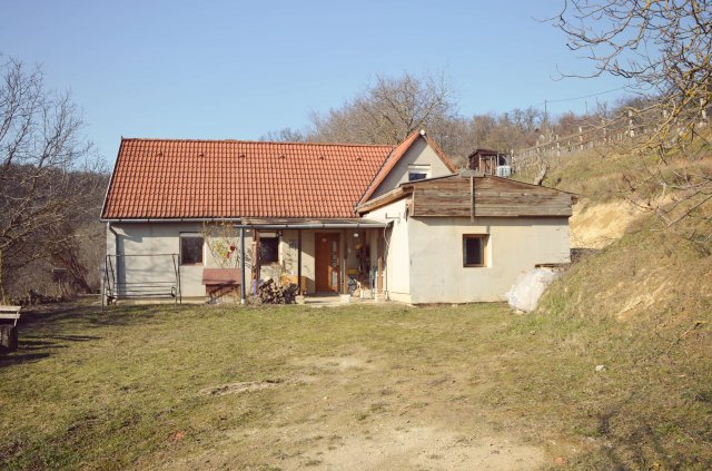 Eladó nyaraló, Balatonszőlősön 82 M Ft, 3 szobás