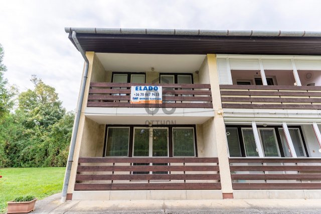 Eladó téglalakás, Dombóváron, Tó utcában 25 M Ft, 3 szobás