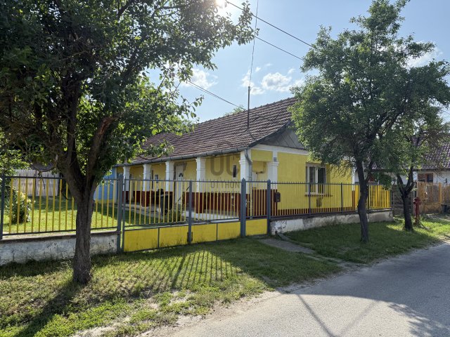 Eladó családi ház, Tápióságon 21.9 M Ft, 3 szobás