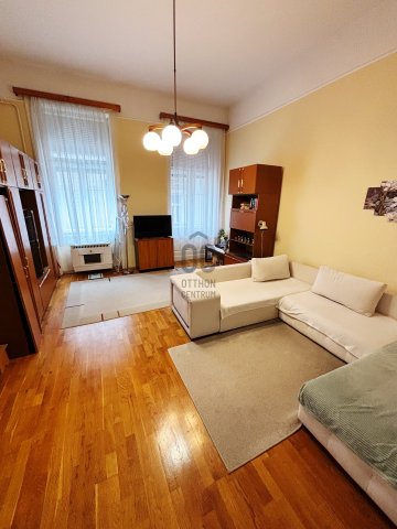 Eladó téglalakás, Budapesten, VI. kerületben 120 M Ft, 3 szobás