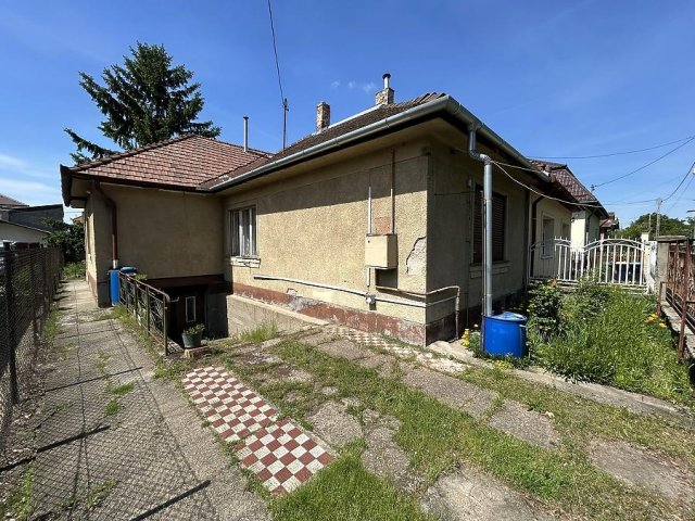 Eladó ikerház, Budapesten, IV. kerületben 84.9 M Ft, 3 szobás