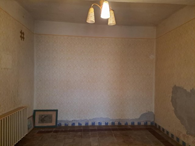 Eladó családi ház, Csávolyon 15.8 M Ft, 3 szobás