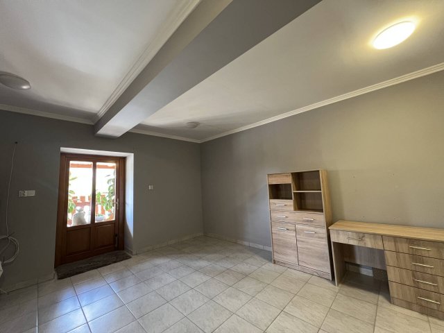 Eladó családi ház, Dévaványán 18.5 M Ft, 3 szobás