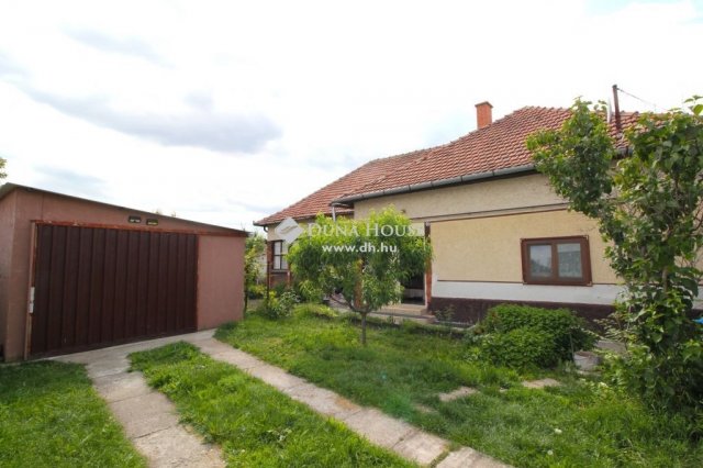 Eladó családi ház, Öcsödön 12.9 M Ft, 3 szobás