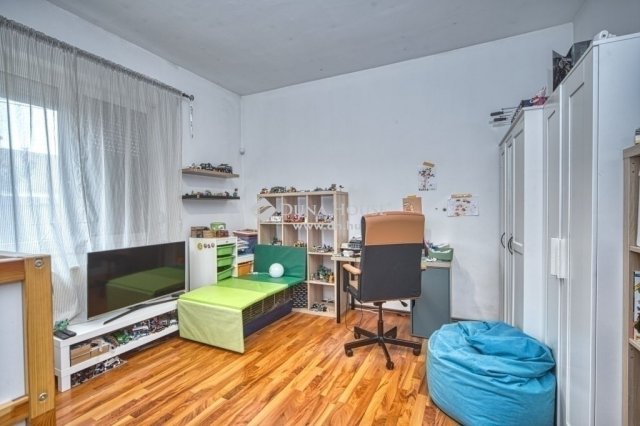 Eladó családi ház, Budapesten, XVIII. kerületben 79.9 M Ft