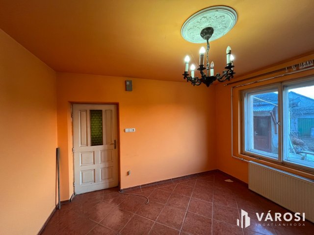 Eladó családi ház, Debrecenben 65 M Ft, 3 szobás