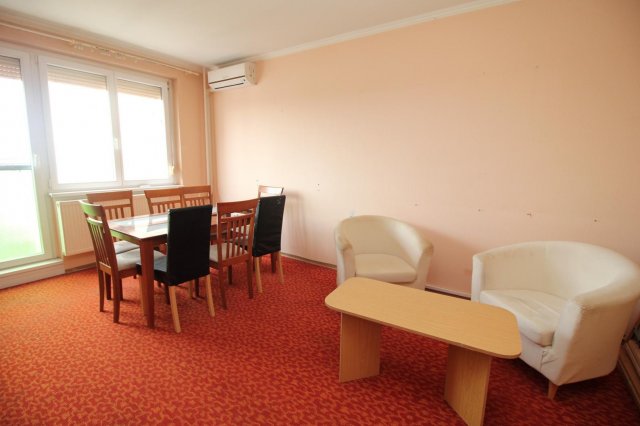 Eladó panellakás, Tatabányán 29.9 M Ft, 2 szobás