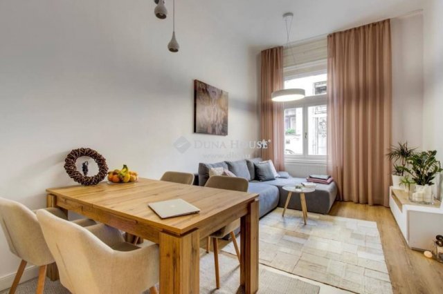 Eladó téglalakás, Budapesten, VI. kerületben 144.99 M Ft