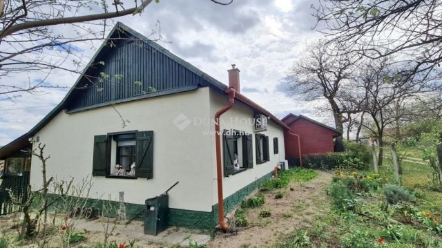 Eladó családi ház, Lakitelken 42 M Ft, 6 szobás