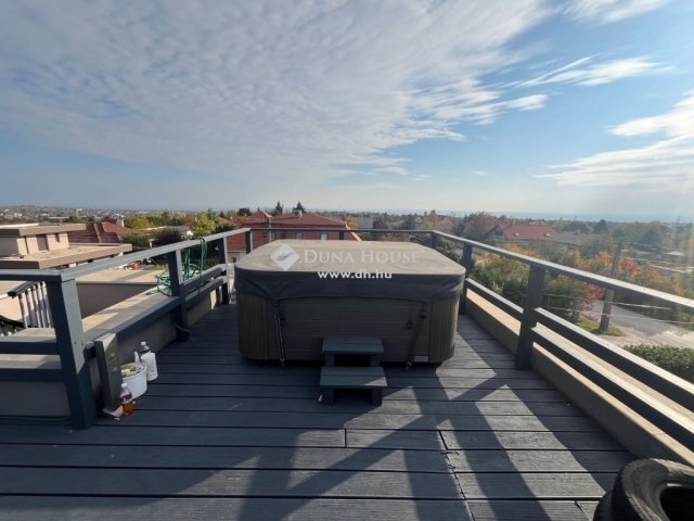 Eladó családi ház, Érden 219.9 M Ft, 5 szobás