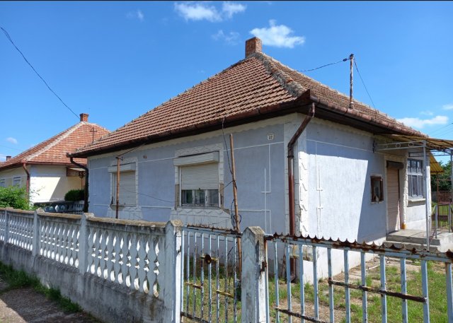Eladó családi ház, Hejőbábán 8.4 M Ft, 1+1 szobás