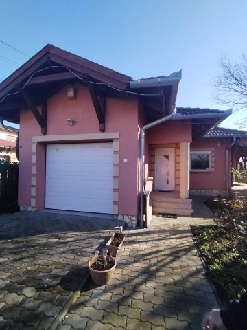 Eladó családi ház, Tárnokon 109.9 M Ft, 4 szobás