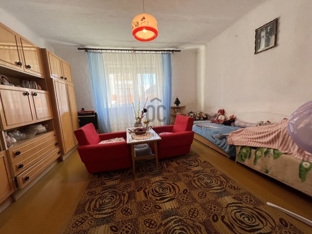 Eladó családi ház, Tolnán 22.8 M Ft, 3 szobás