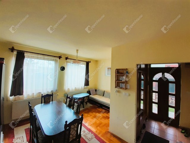 Eladó családi ház, Debrecenben 75 M Ft, 1+3 szobás