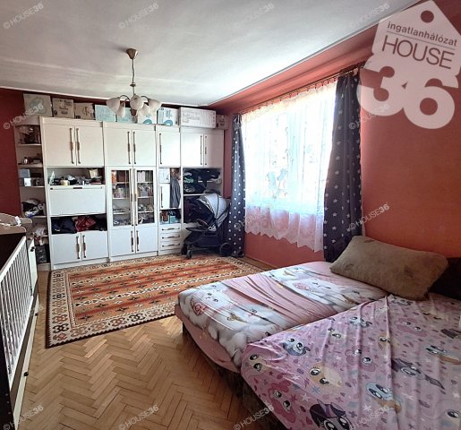 Eladó családi ház, Jakabszálláson 35.5 M Ft, 3 szobás