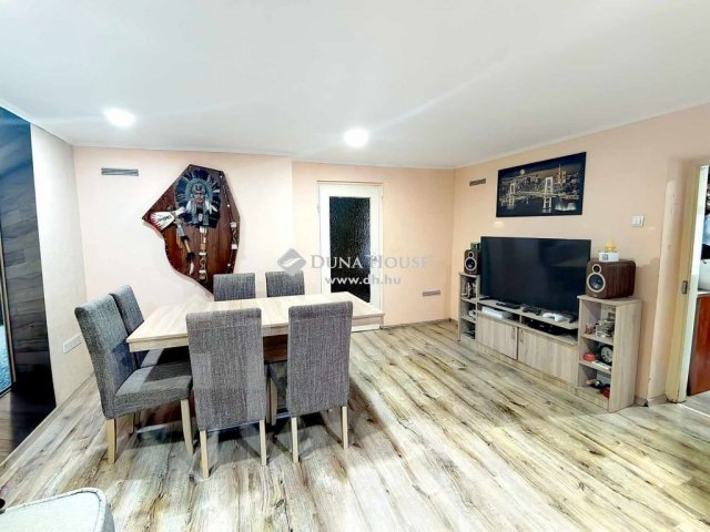 Eladó családi ház, Szekszárdon 42.99 M Ft, 3 szobás