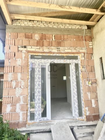Eladó családi ház, Vecsésen 109 M Ft, 5 szobás