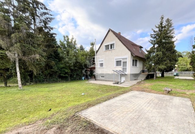 Eladó családi ház, Gárdonyban 128 M Ft, 4+1 szobás