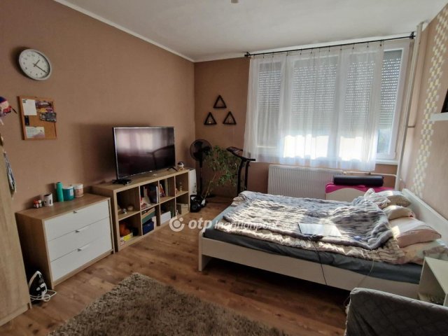 Eladó téglalakás, Budapesten, XIV. kerületben 63.99 M Ft