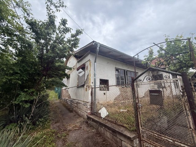 Eladó családi ház, Siklóson 14.9 M Ft, 3 szobás