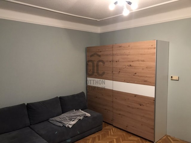 Eladó családi ház, Érden 132 M Ft, 2 szobás