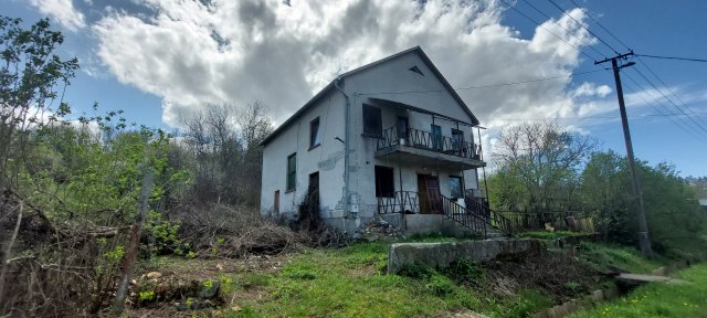 Eladó családi ház, Ivádon 12.8 M Ft, 7 szobás