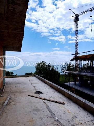 Eladó téglalakás, Balatonalmádiban 112.631 M Ft, 1+2 szobás