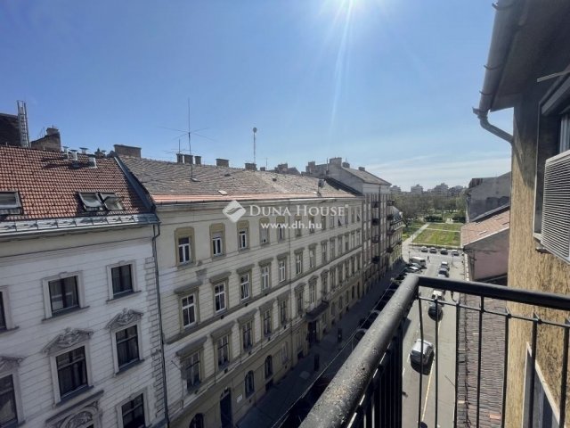 Eladó téglalakás, Budapesten, VIII. kerületben 79.9 M Ft